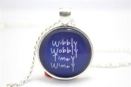 Кулон-подвеска на цепочке "Доктор кто - Wibbly Wobbly Timey Wimey"