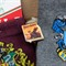 Подарочный набор носочков Harry Potter (570-200-04-1), значок-книжка Подарочный набор носочков Harry Potter (570-200-04-1), значок-книжка